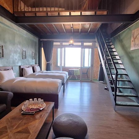 仁愛郷 Moose & Squirrel Bed & Breakfast エクステリア 写真