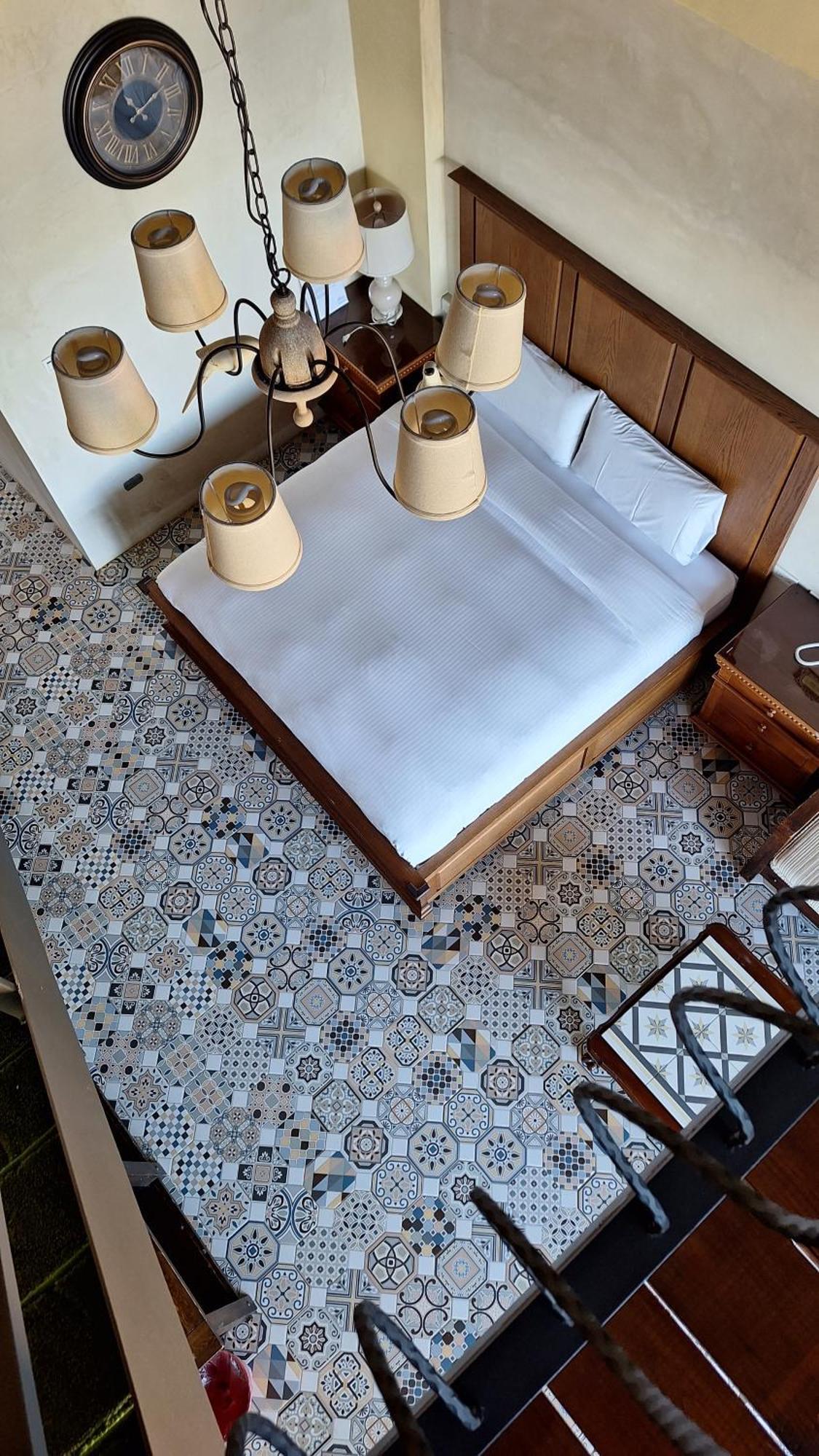 仁愛郷 Moose & Squirrel Bed & Breakfast エクステリア 写真