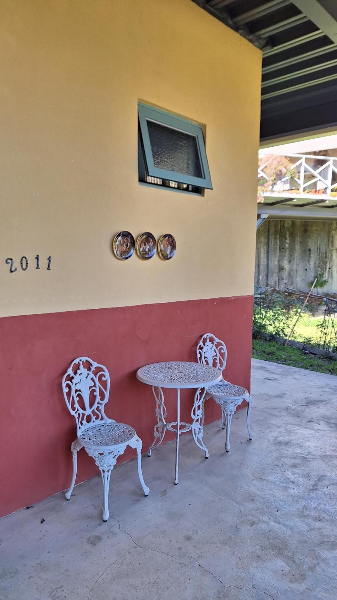 仁愛郷 Moose & Squirrel Bed & Breakfast エクステリア 写真